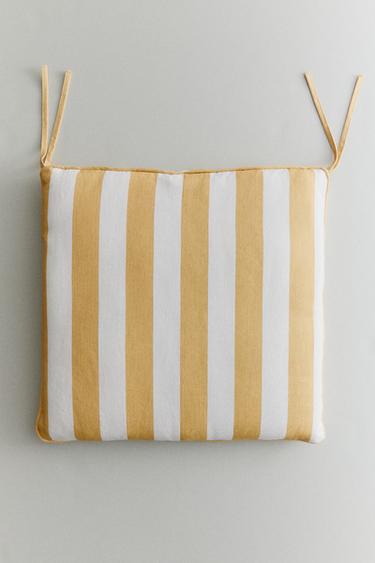 STRIPED ARMCHAIR SEAT CUSHION - striped by Zara