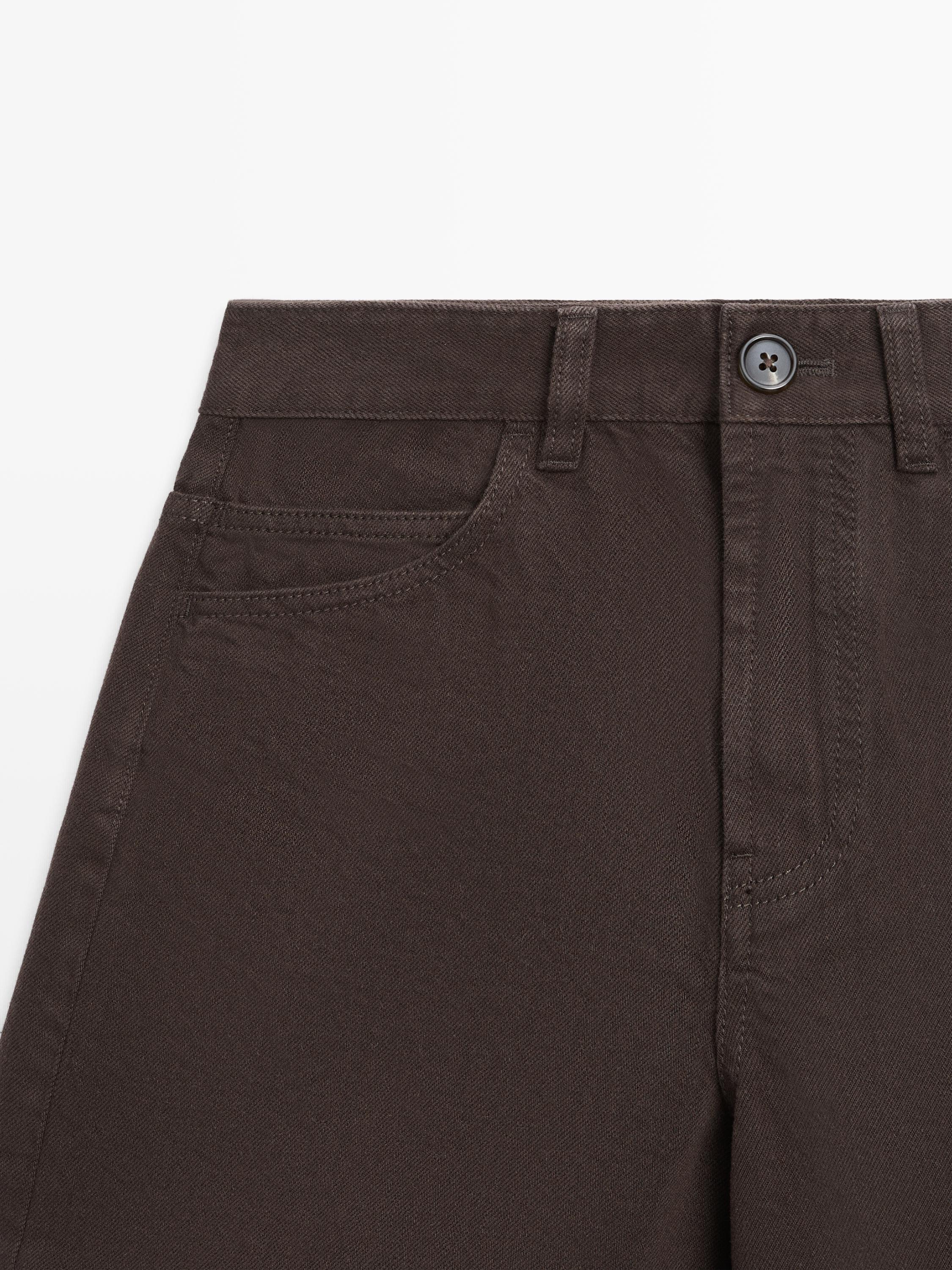 Mid-rise denim shorts