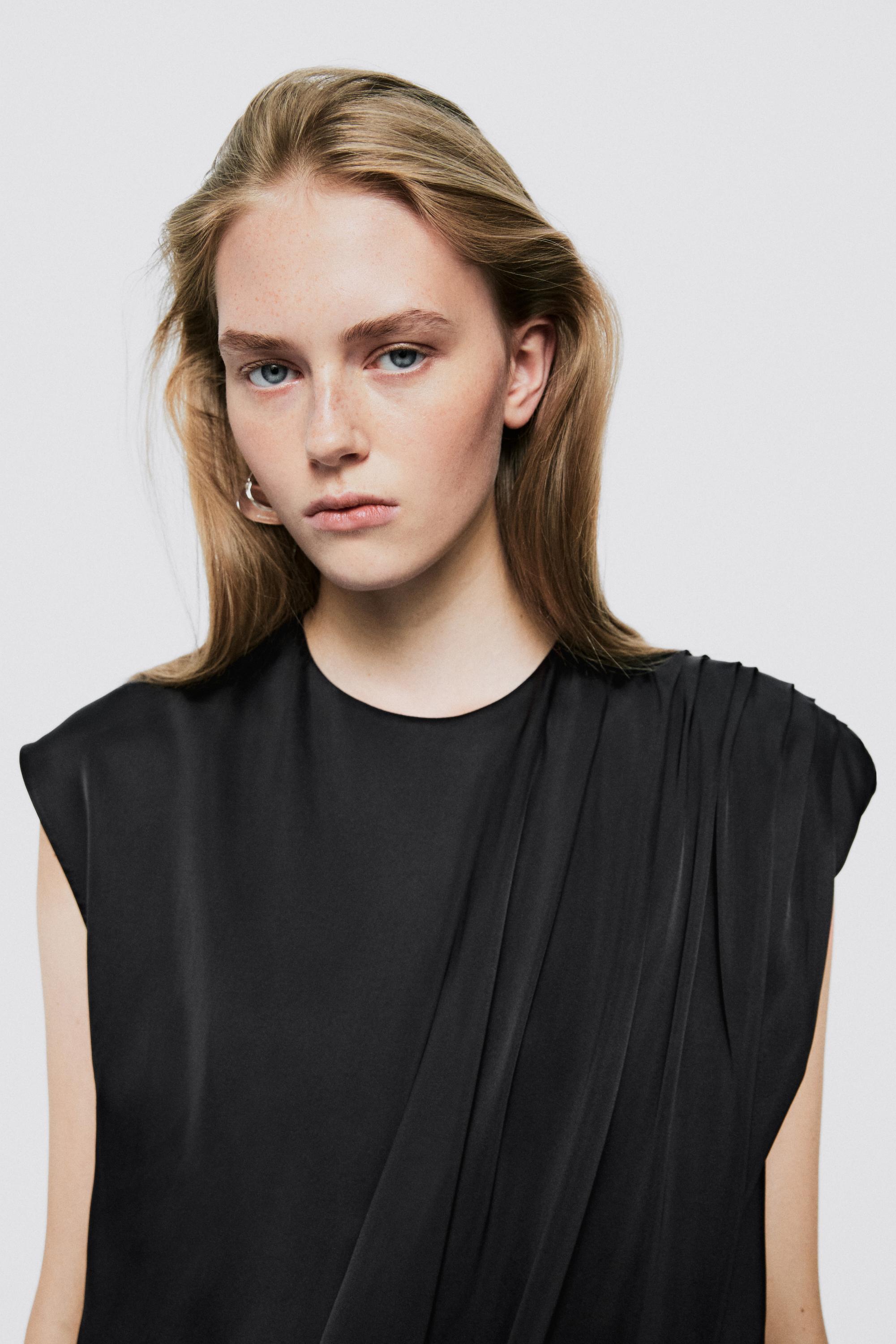 Flowing asymmetric top with gathered detail – LIMITED EDITION