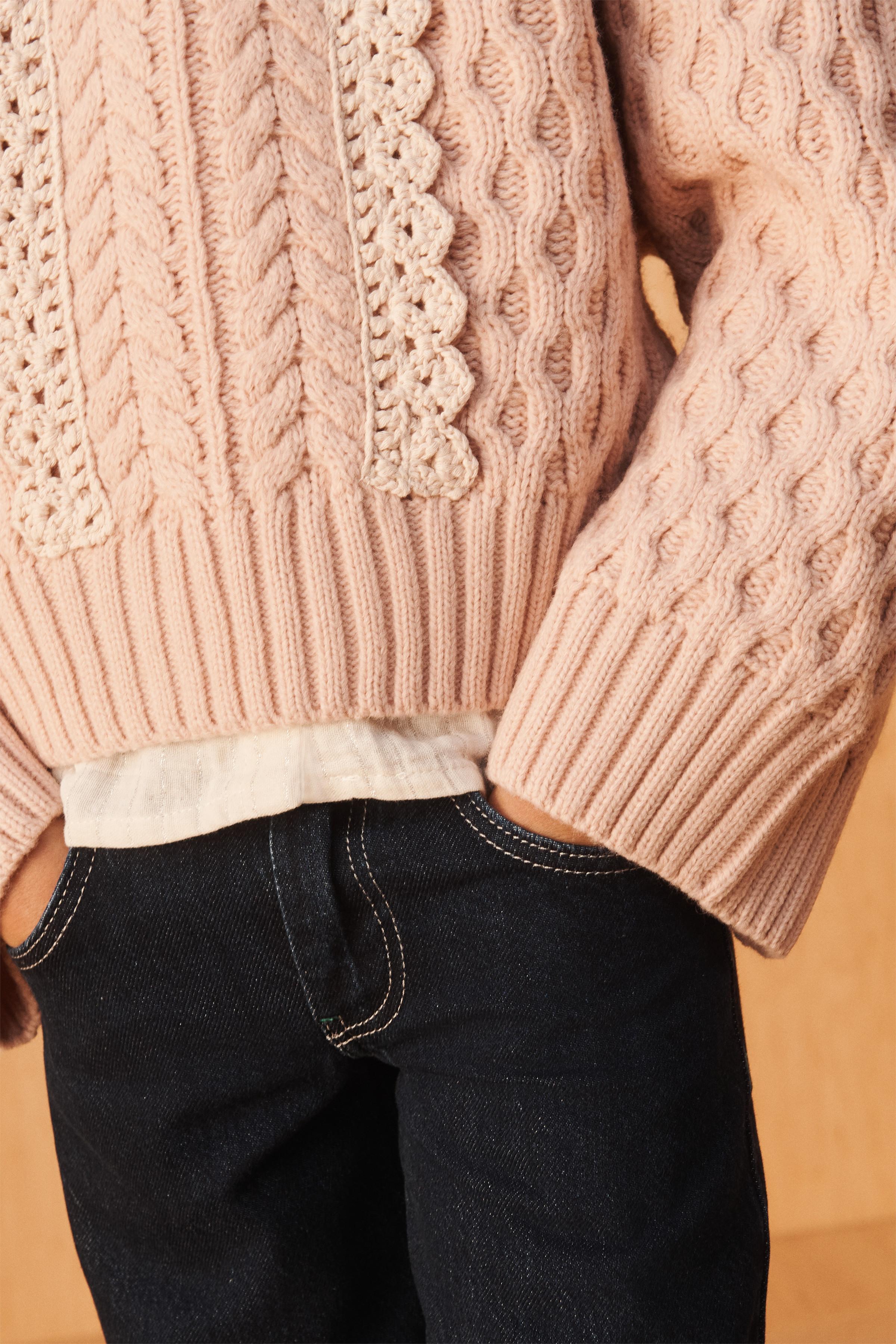LIMITED EDITION WIDE-LEG JEANS WITH CUFFED HEM AND STITCHING
