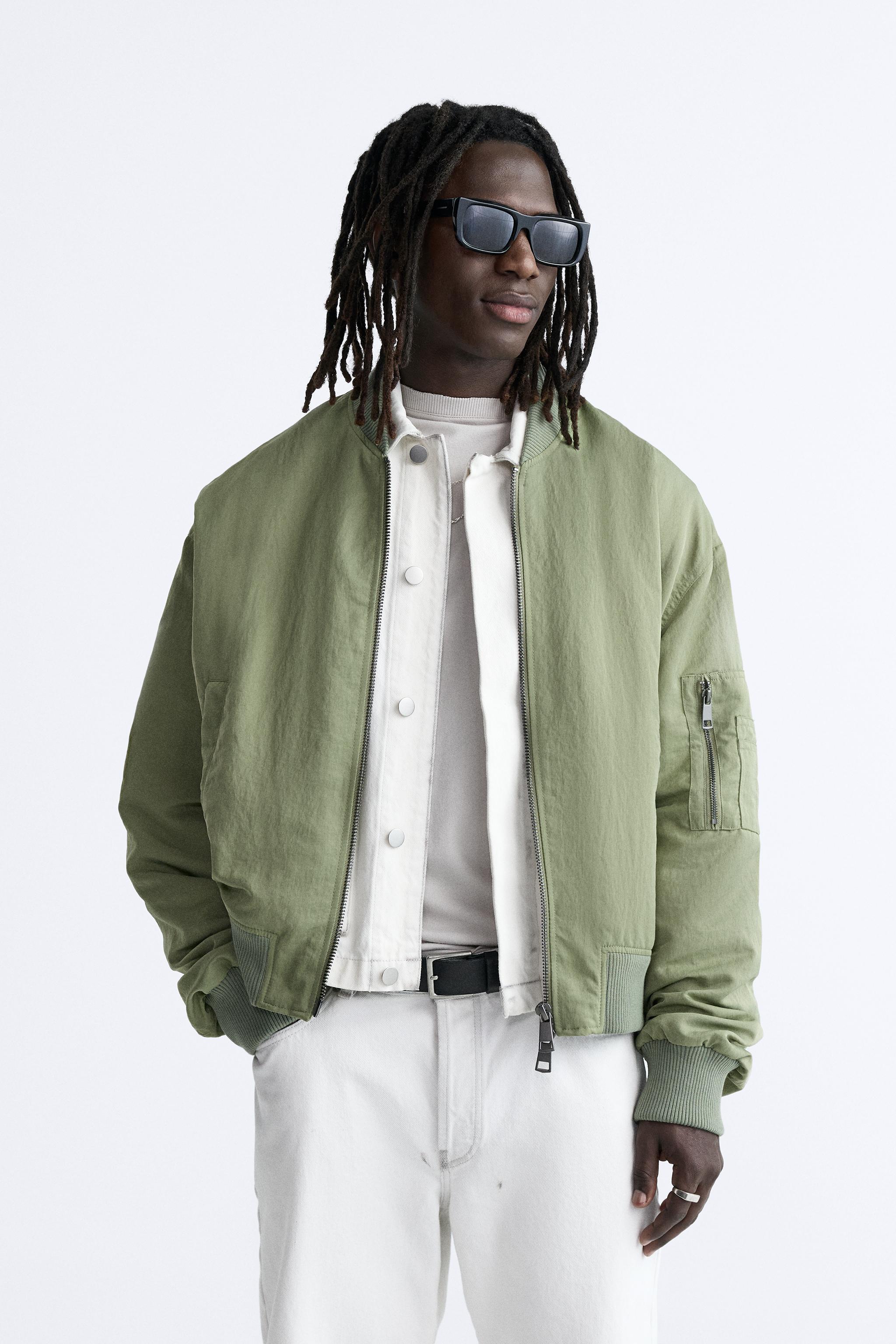 定番人気低価GREEN BOMBER JACKET ジャケット・アウター