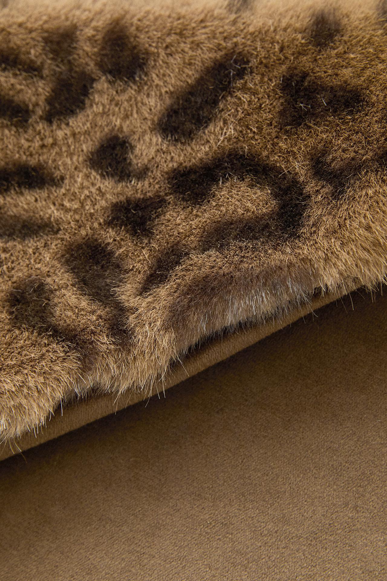 ANIMAL PRINT FUR BLANKET — Tiger