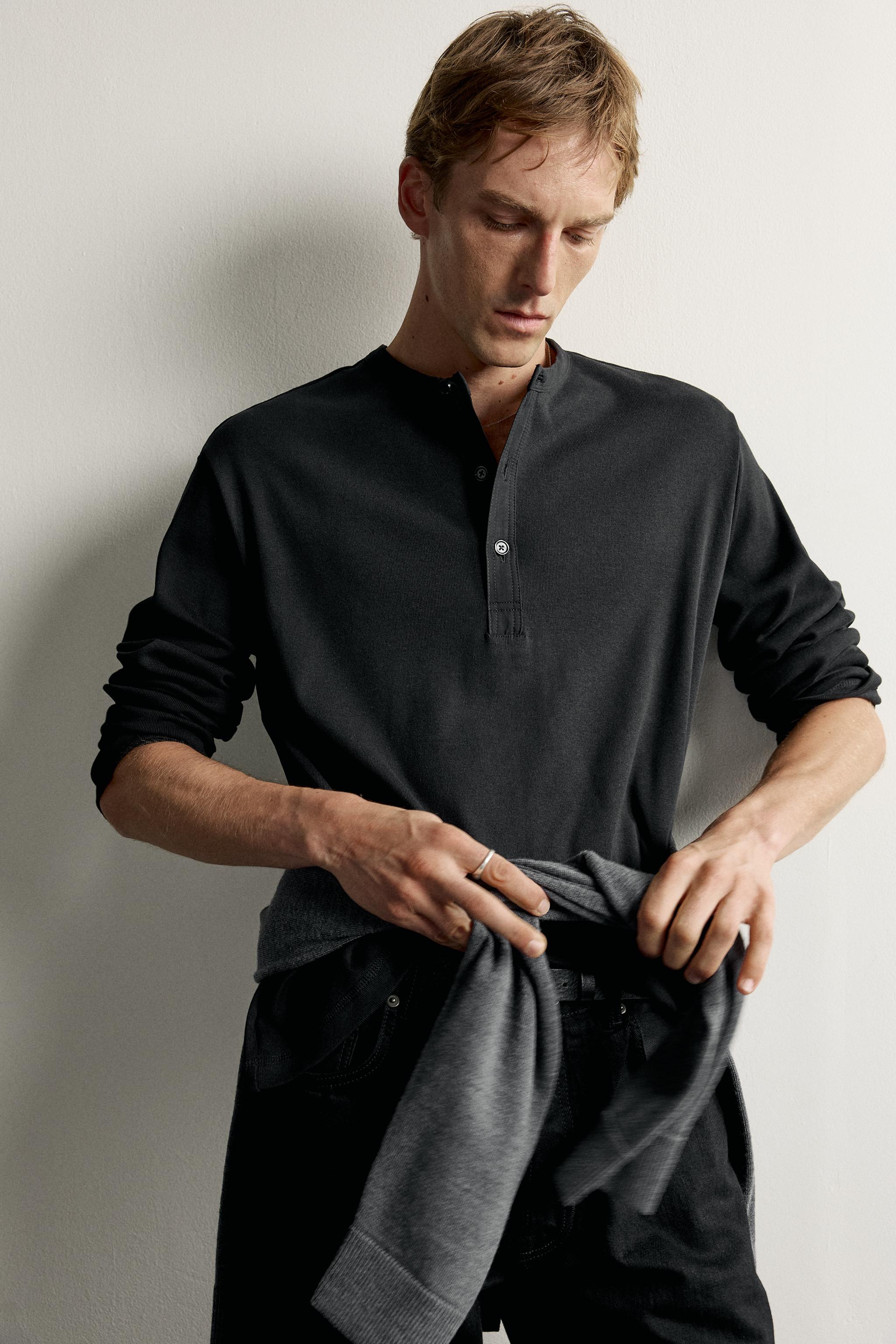 RELAXED FIT HENLEY T-SHIRT
