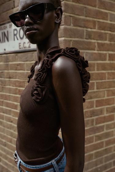 TOP EN MAILLE À BRETELLES À FLEURS - Marron de Zara - Image 5