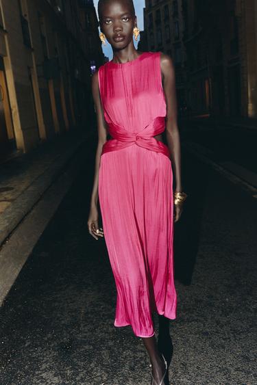 VESTIDO MIDI SATINADO CUT OUT - Fucsia de Zara