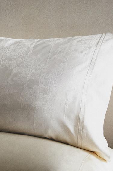 SATEEN JACQUARD PILLOWCASE - Oyster-white by Zara - Image 4