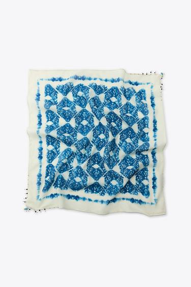 Zara FISH AND BEAD PRINTED SCARF - Blue