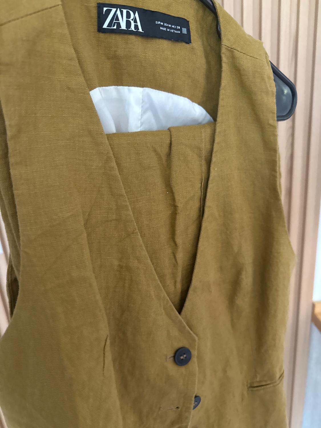 TAILORED LINEN VEST - Image 3