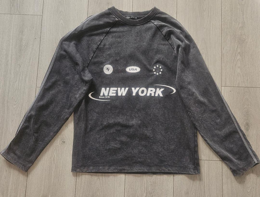 WASHED EFFECT T-SHIRT WITH SLOGAN