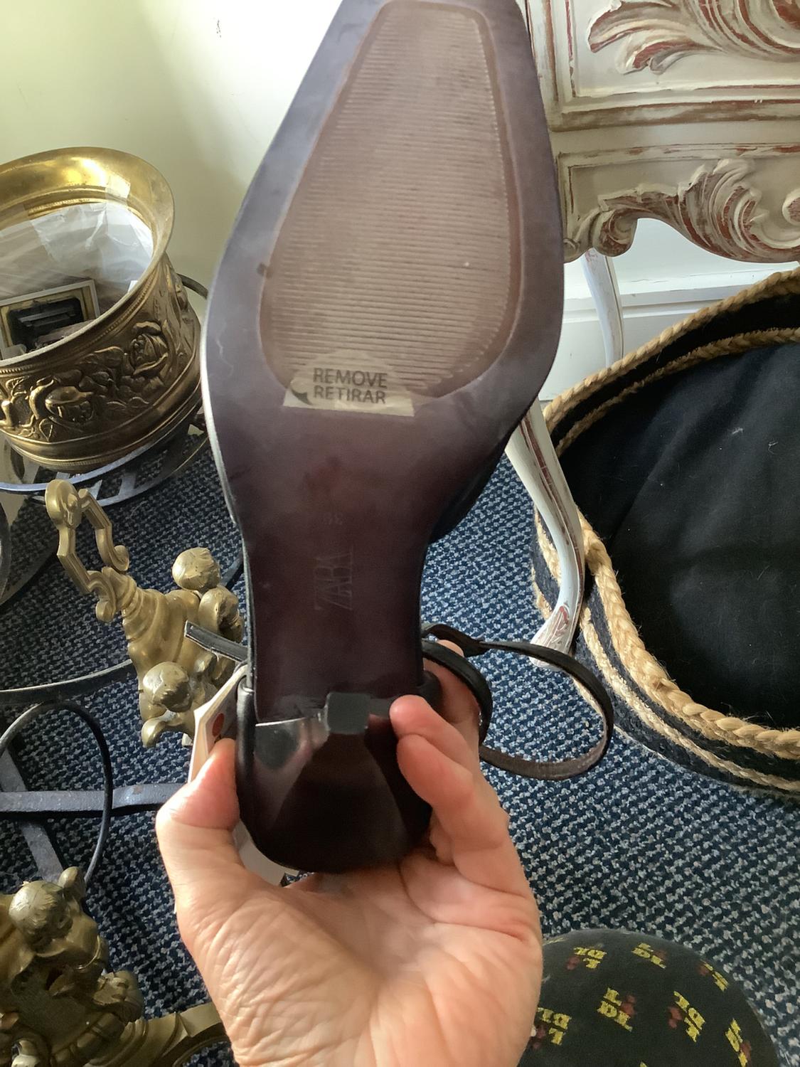 ZARA LEATHER HEELS, NEW, SIZE 39. - Image 5