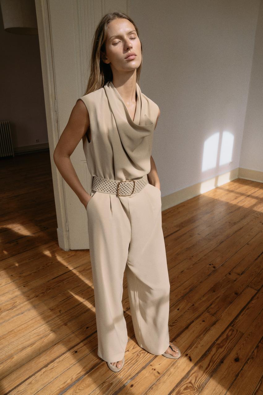ベルト付きジャンプスーツ - サンド | ZARA Japan / 日本