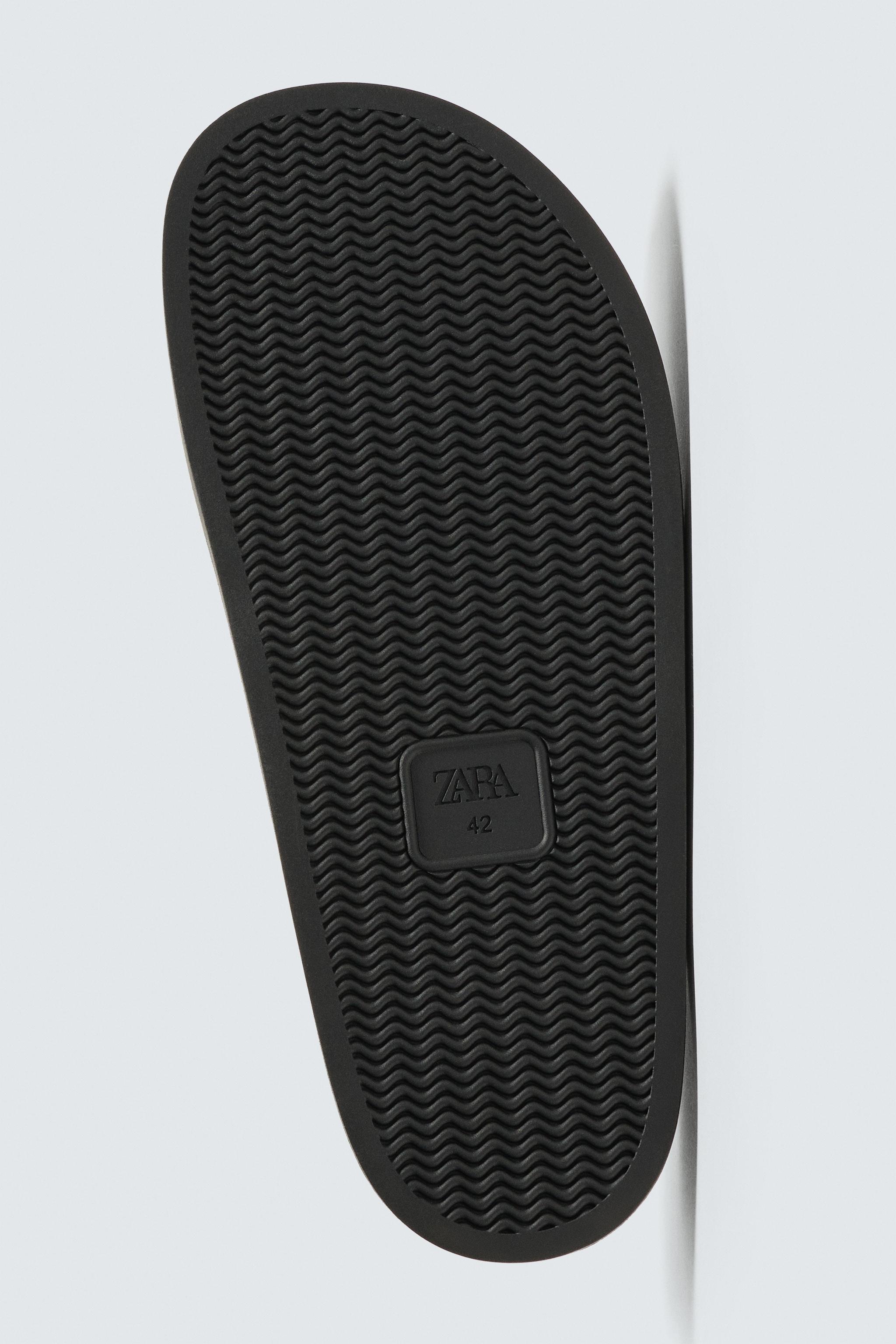 COWHIDE LEATHER CLOGS