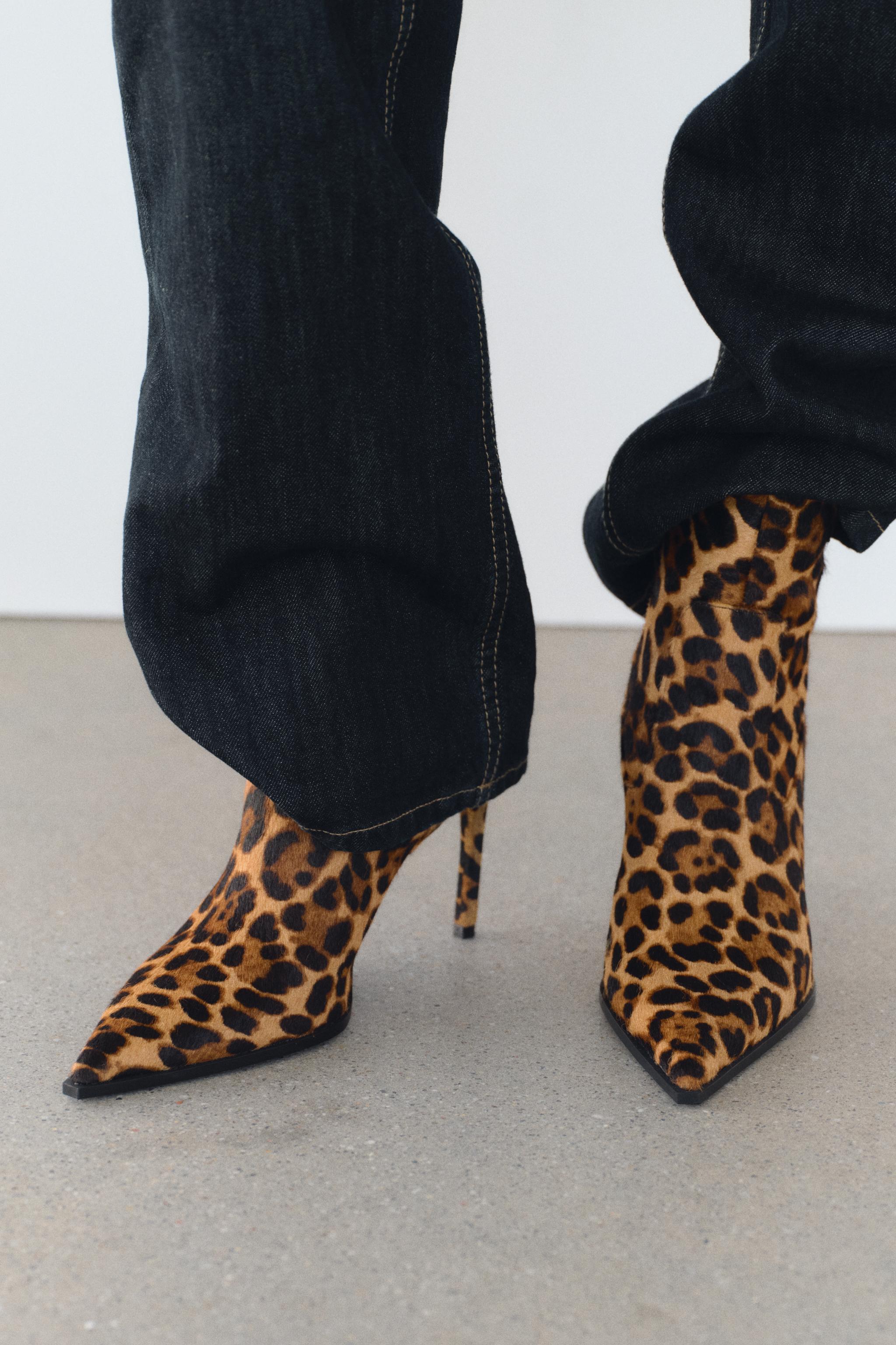 ANIMAL PRINT LEATHER HEELED ANKLE BOOTS