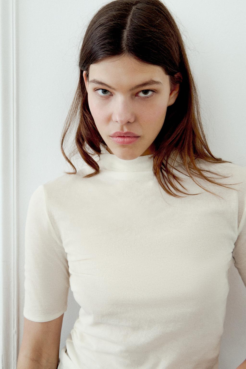 HIGH COLLAR TOP - image 2