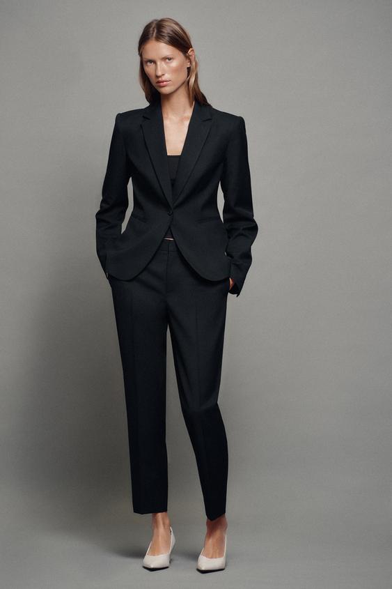 TRAJE BLAZER ENTALLADA Y PANTALÓN TOBILLERO -  de Zara - Imagen 0