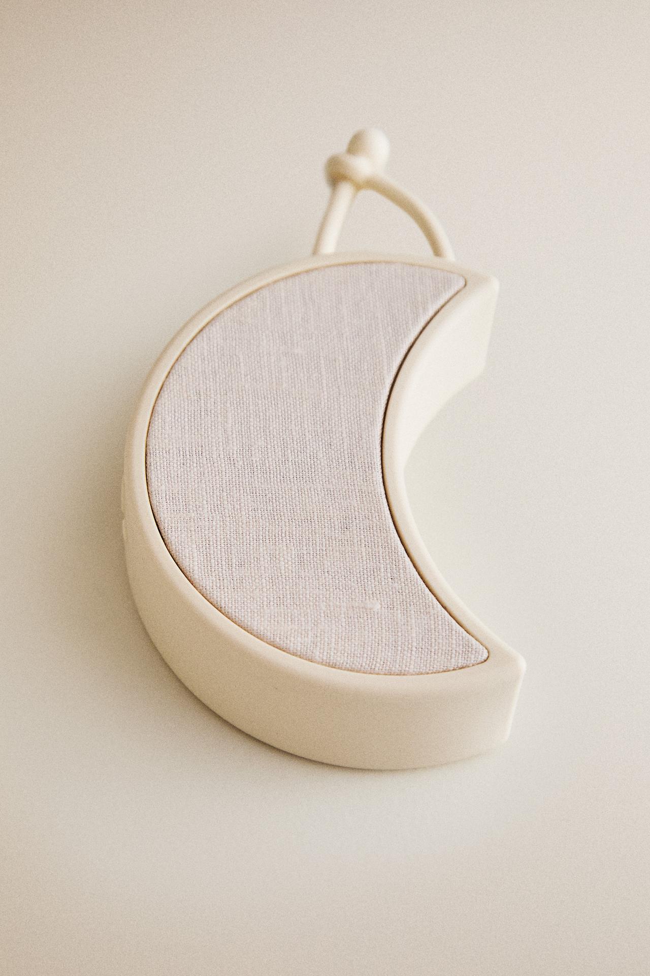 WHITE NOISE SPEAKER AND MOON NIGHT LIGHT — Cream