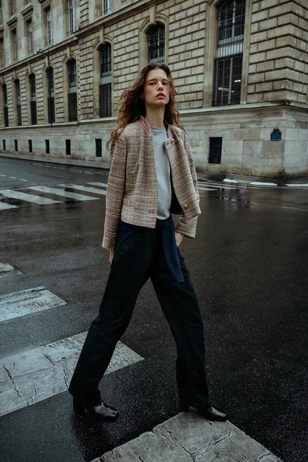 TEXTURED CROPPED BLAZER