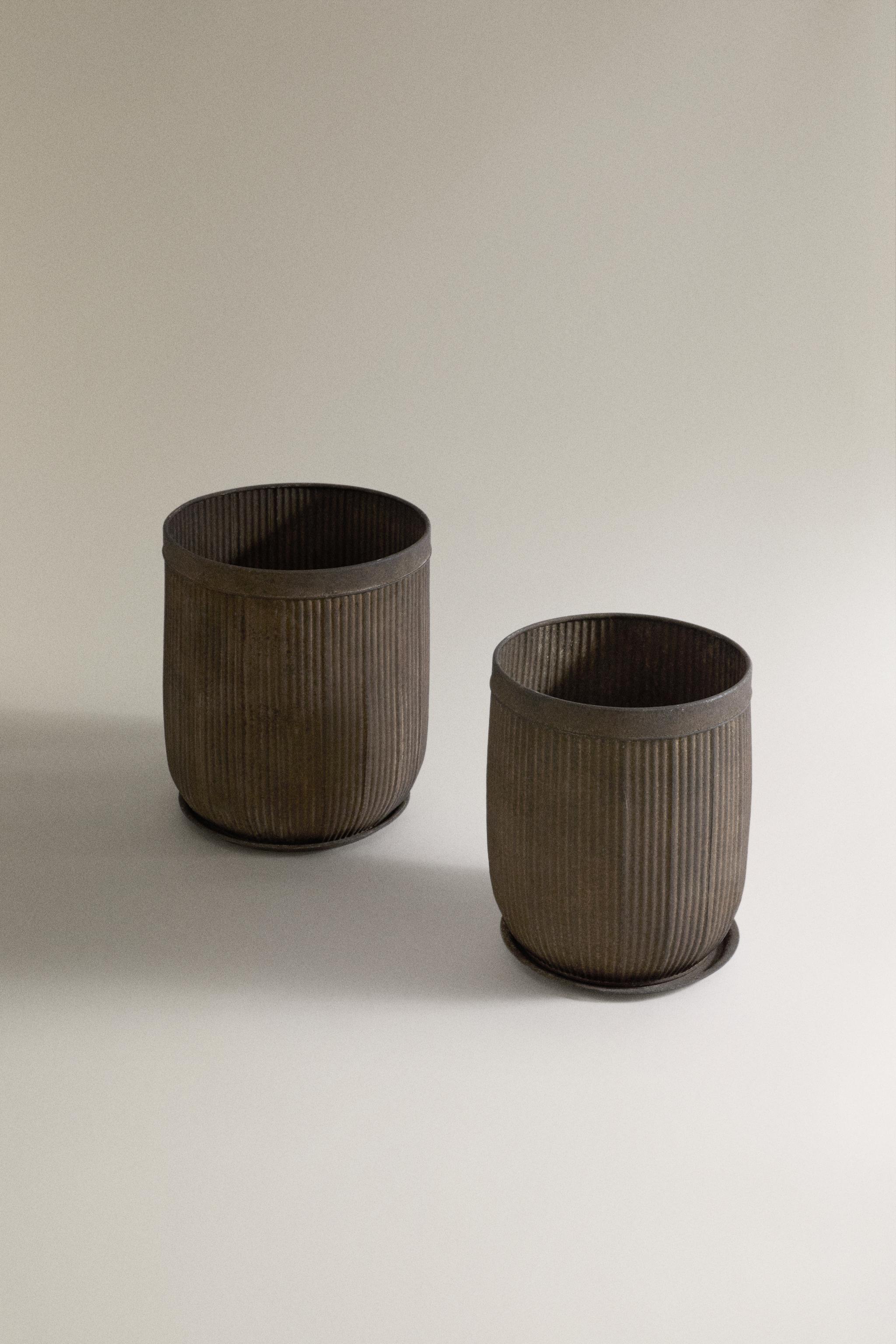 METAL FLOWERPOT - Metal taupe brown | ZARA United States