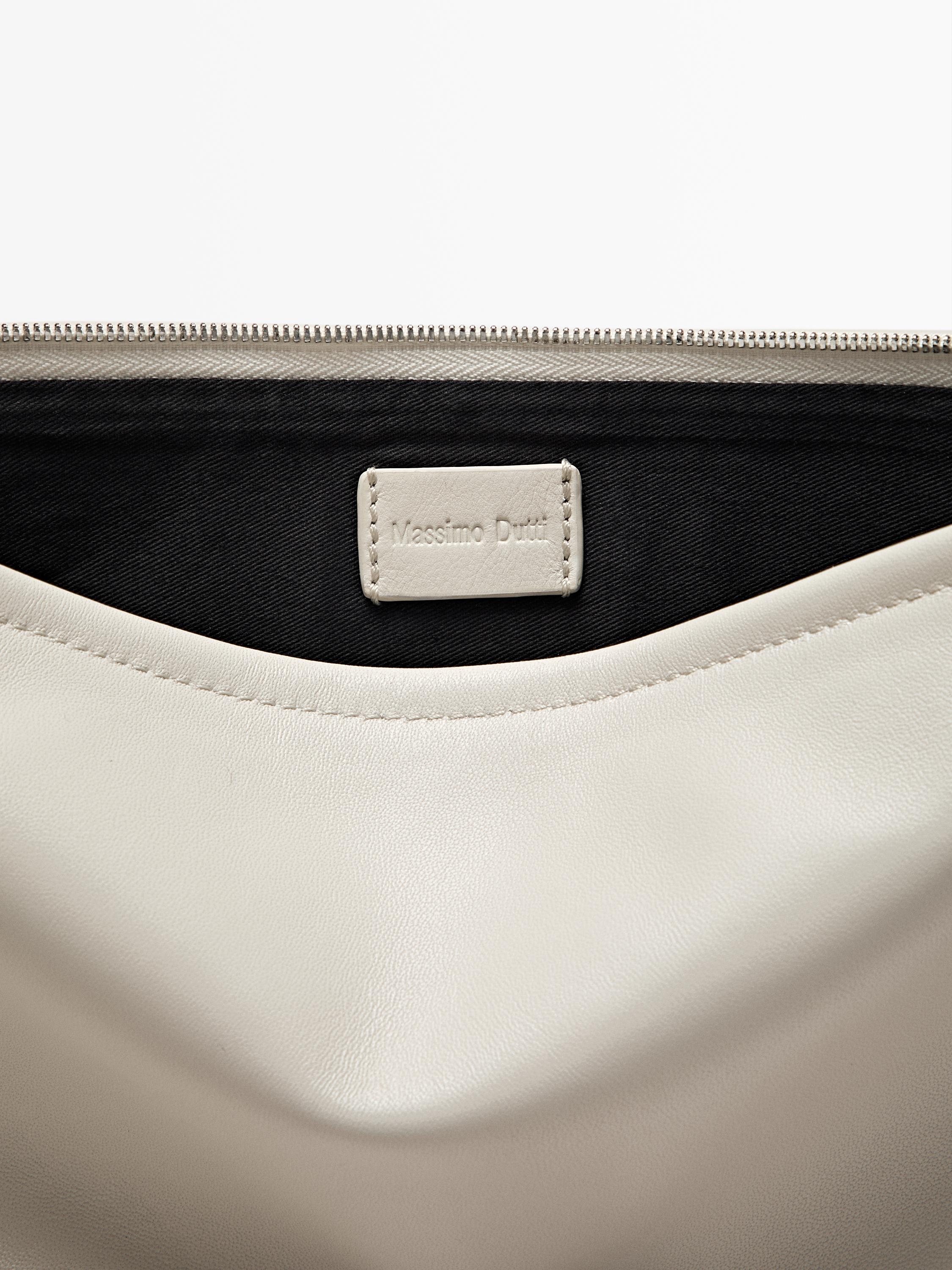 Petit sac pochette avec nœud en cuir nappa