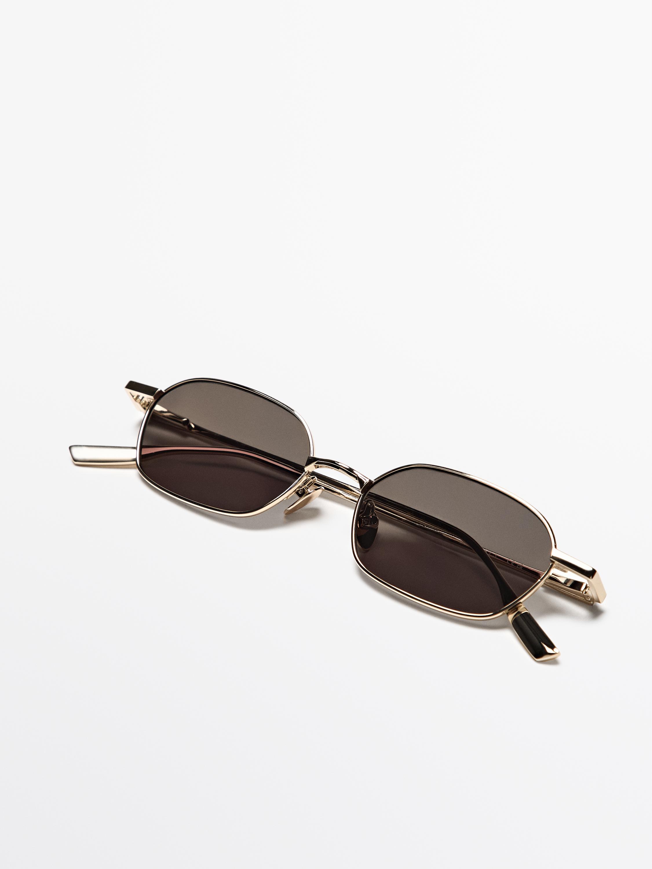 Lunettes de soleil métalliques