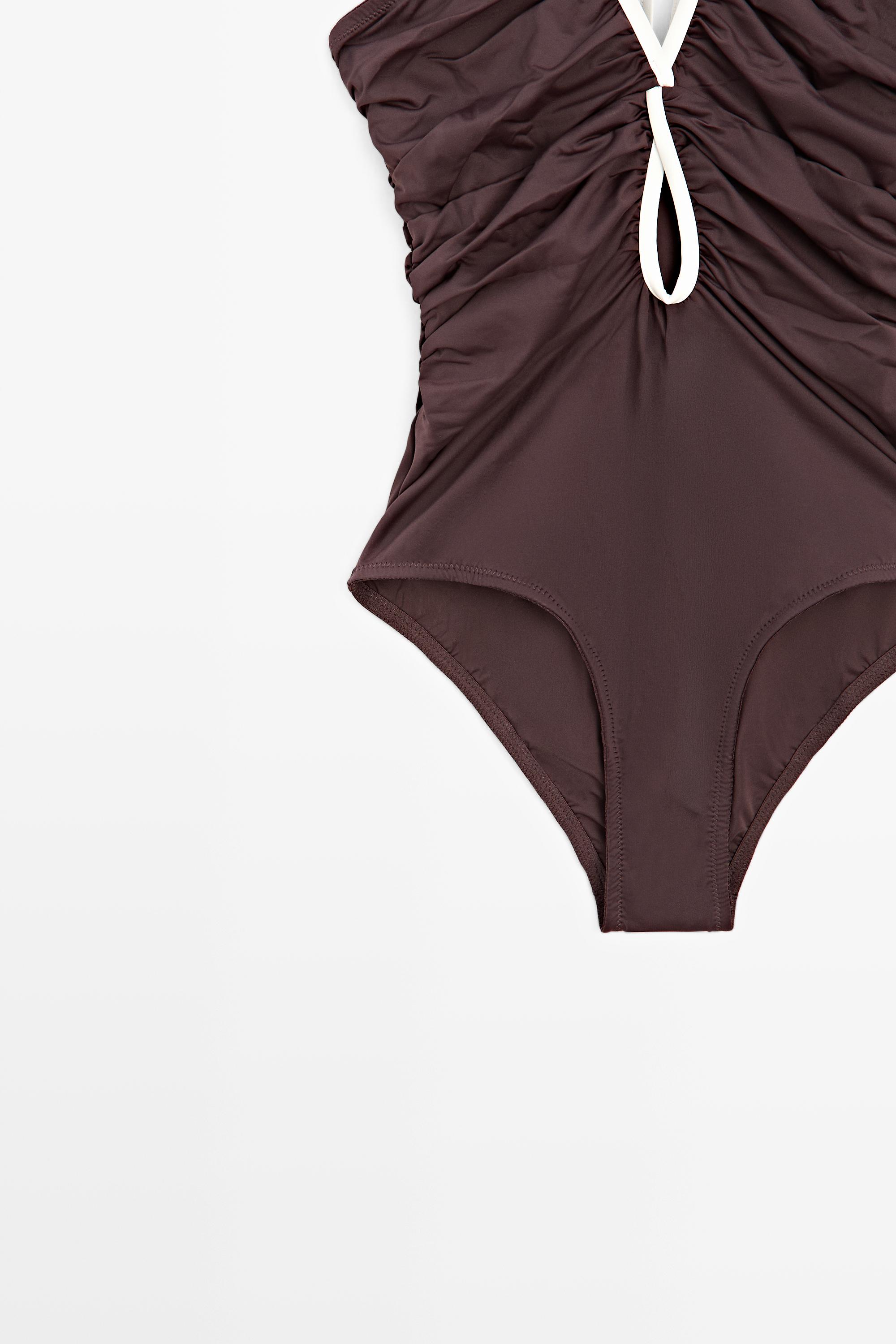Maillot de bain froncé contrastant