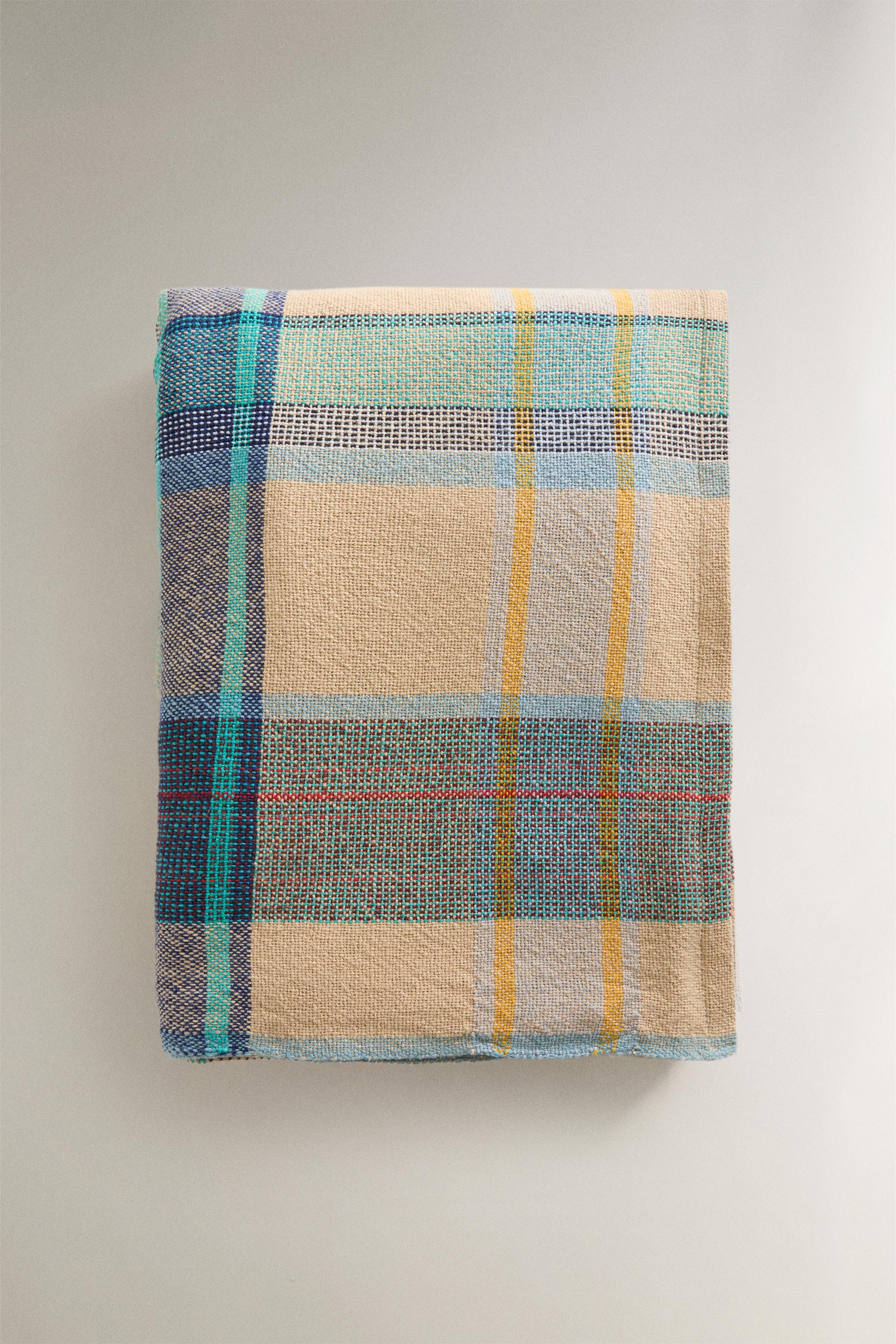 DYED THREAD CHECK TABLECLOTH