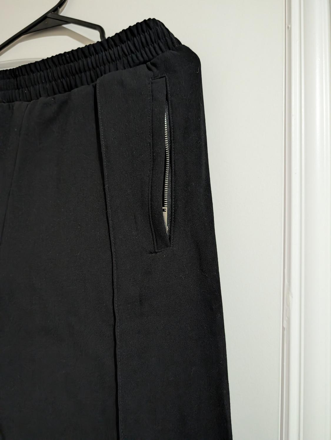 FLOWY ZIPPERED PANTS - Image 2
