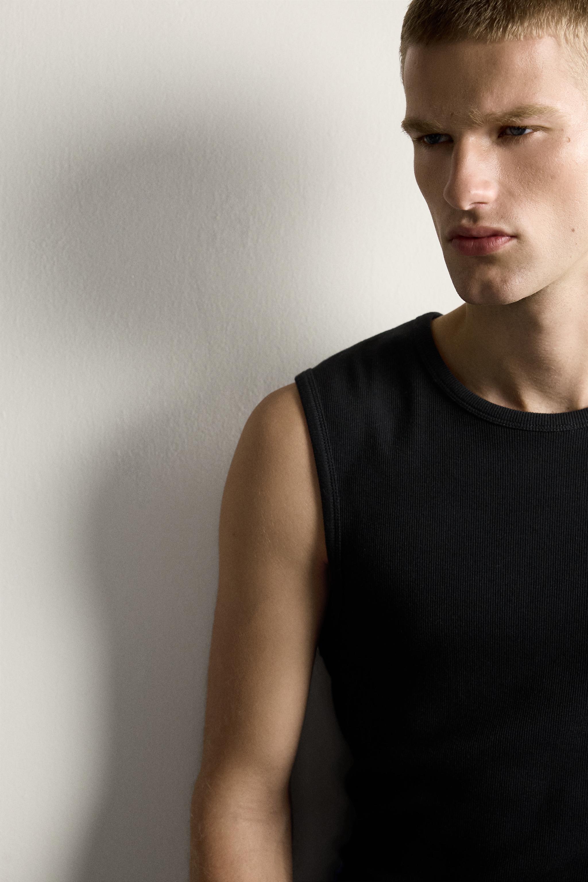 HIGH NECK RIBBED TANK TOP