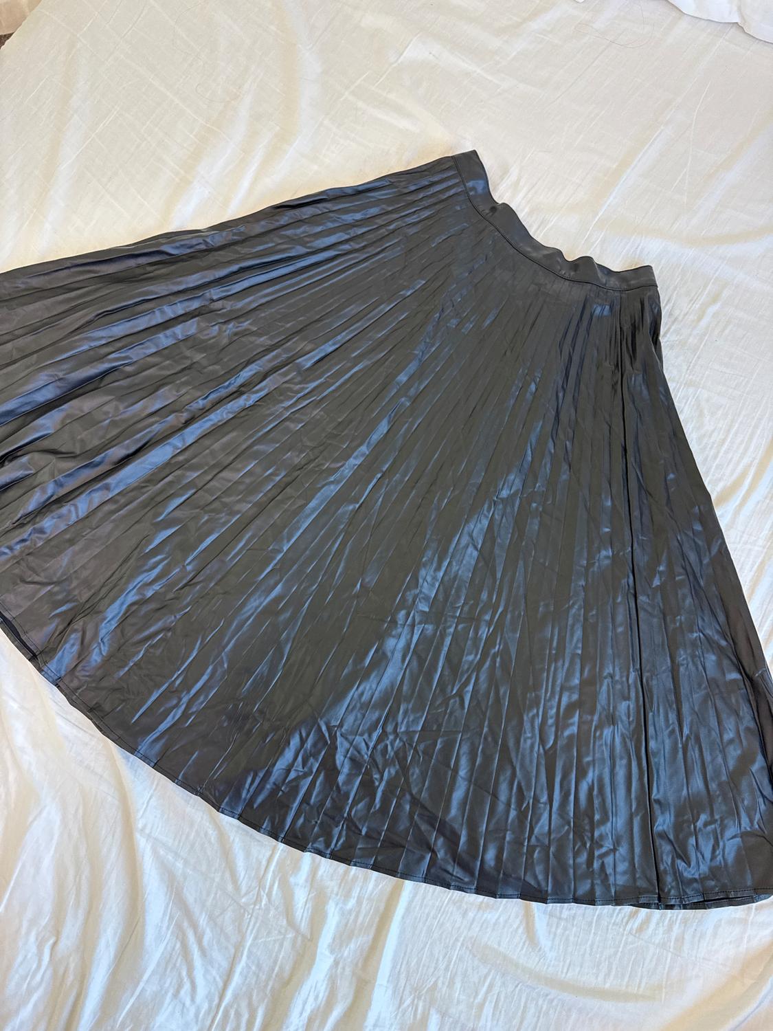 FAUX LEATHER PLEATED SKIRT - Image 4