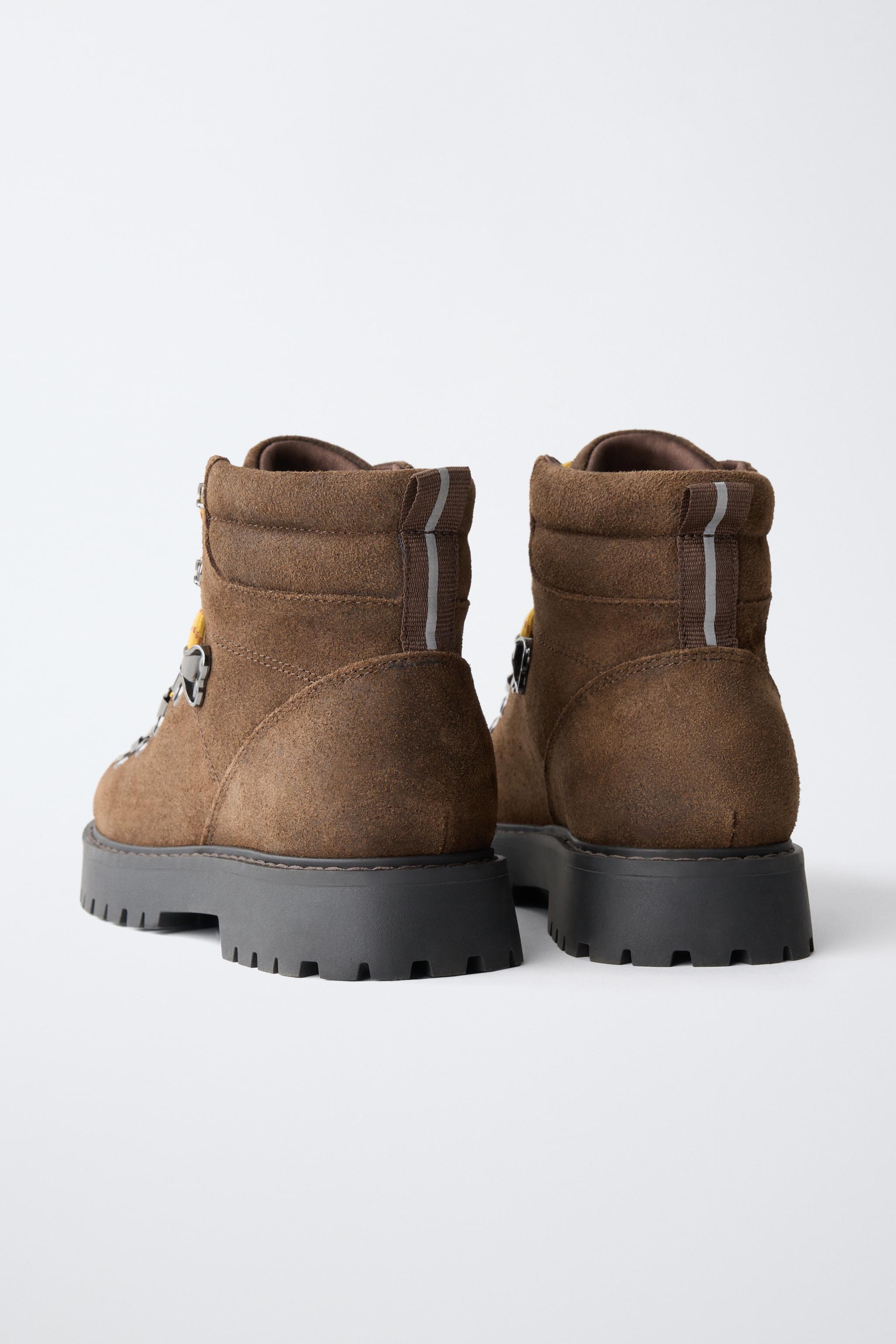 LEATHER HIKING BOOTS WITH LACES