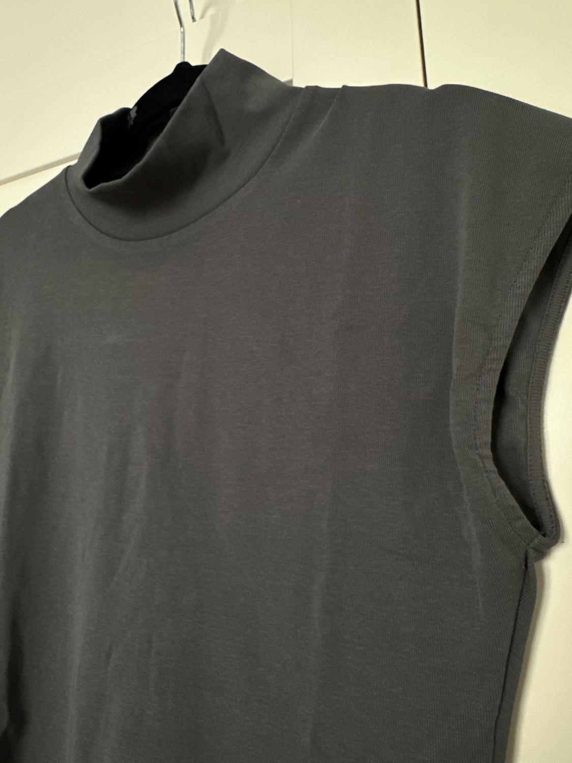 BODY GRIGIO SCURO CON COLLO LUPETTO - Image 3