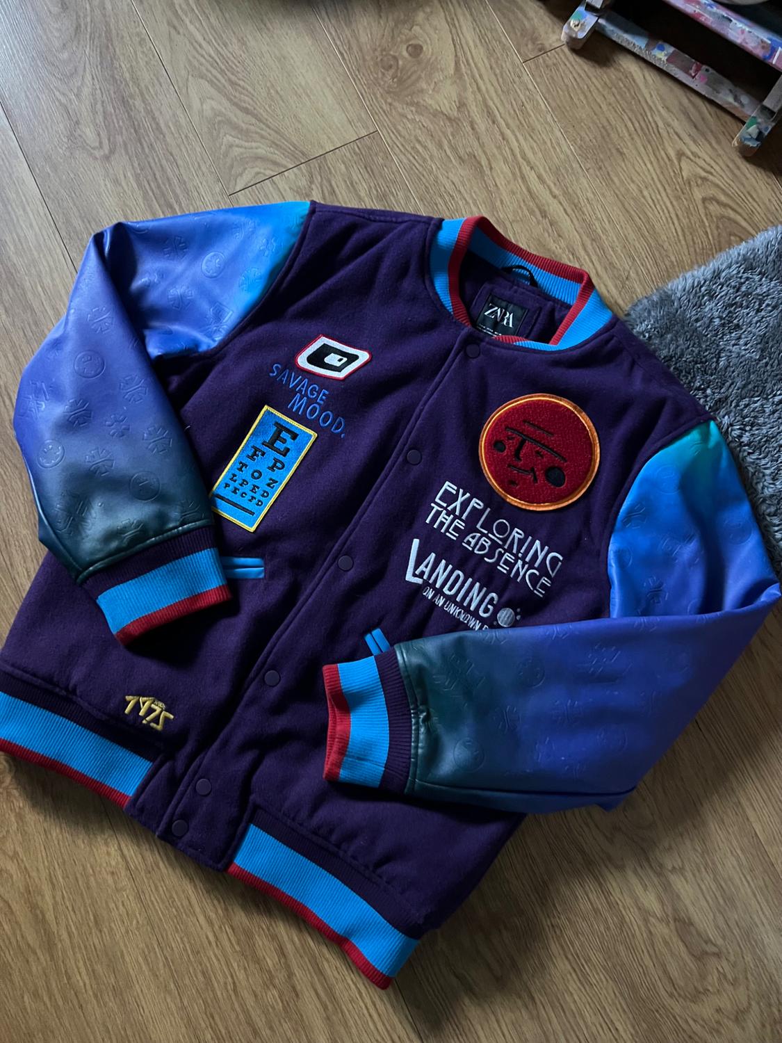 BOMBER JACKET WITH CONTRAST PATCHES