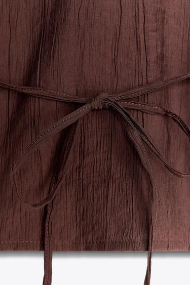 TOP GILET EFFET PLISSÉ - Bordeaux de Zara - Image 6