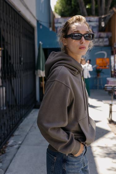 BASIC HOODIE - Mink by Zara