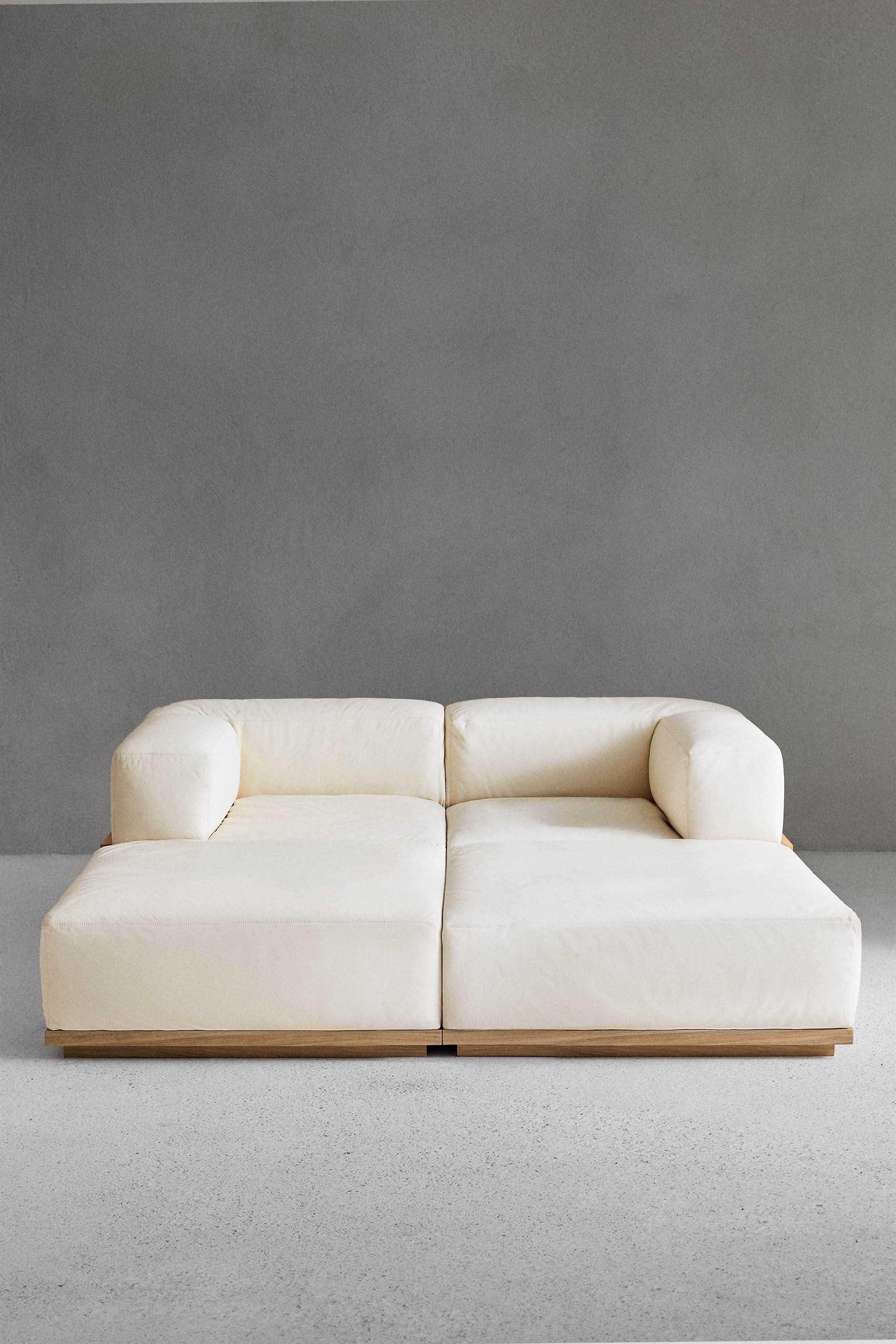 ZARA HOME リネン　アップホルスダード　ソファ　送料込み ZARA HOME リネン アップホルスダード ソファ 送料込み ZARA