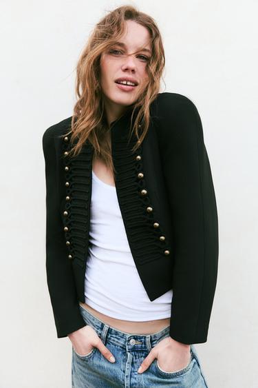 XHAKETË PAS TRUPIT ME VATA - E zezë nga Zara