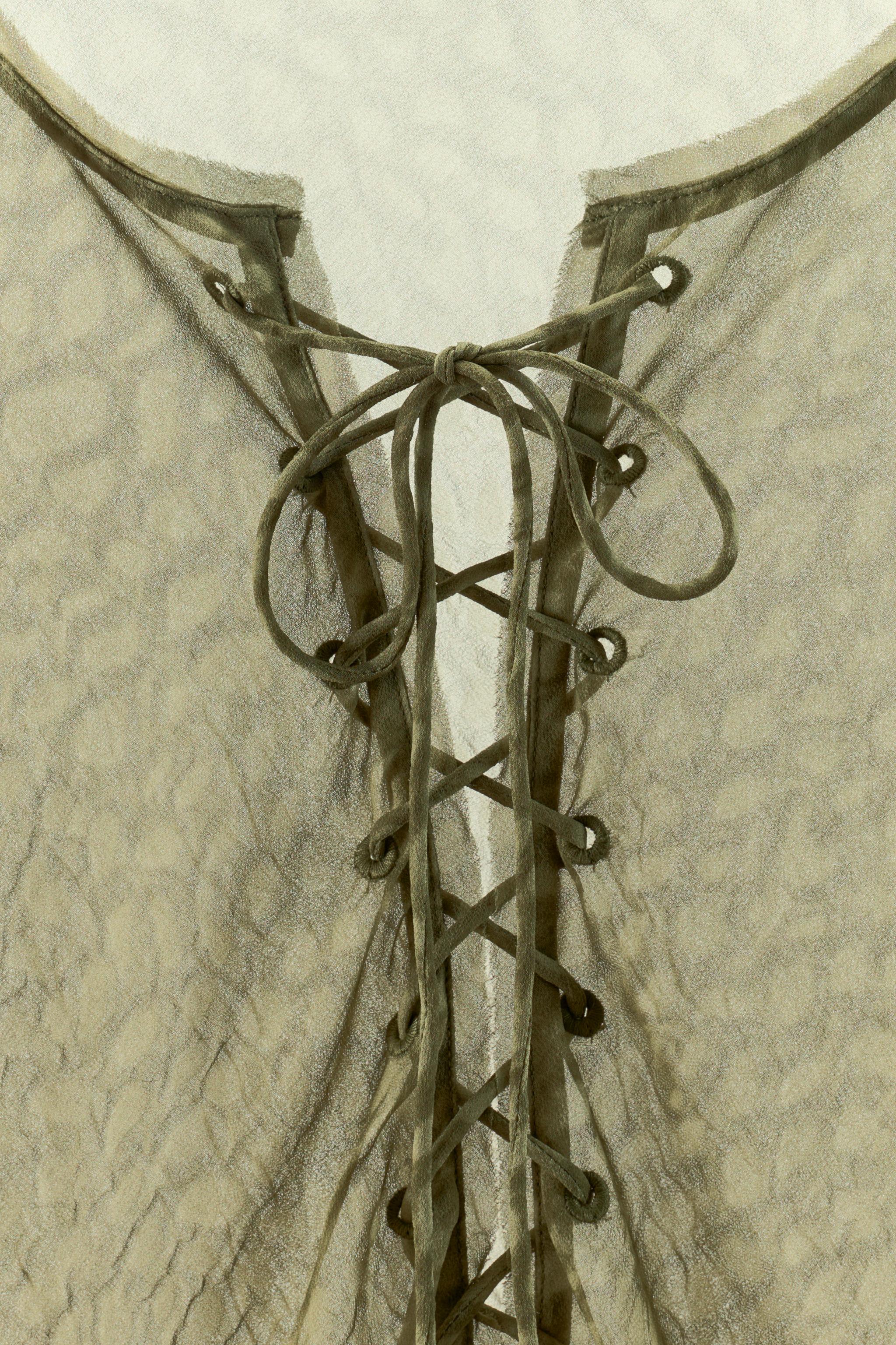CHEMISE JACQUARD À LAÇAGE