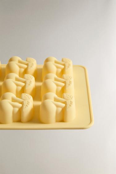 BAC À GLAÇONS SILICONE CÉRISES 15 GLAÇONS - Jaune de Zara - Image 3