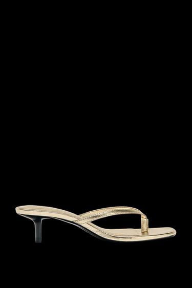 Zara METALLIC EFFECT KITTEN SANDALS - Gold - Image 0