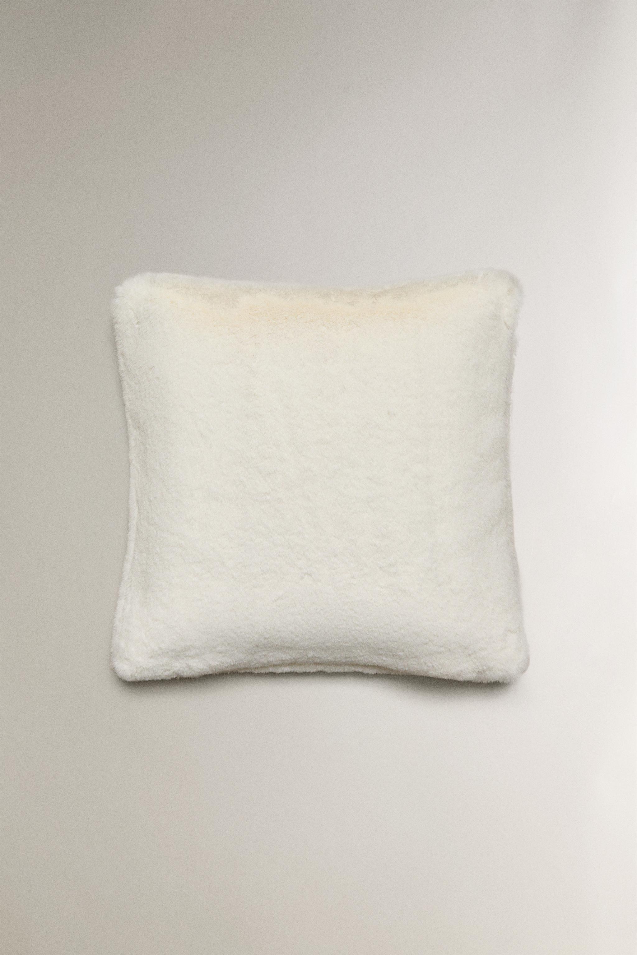 FAUX FUR THROW PILLOW COVER