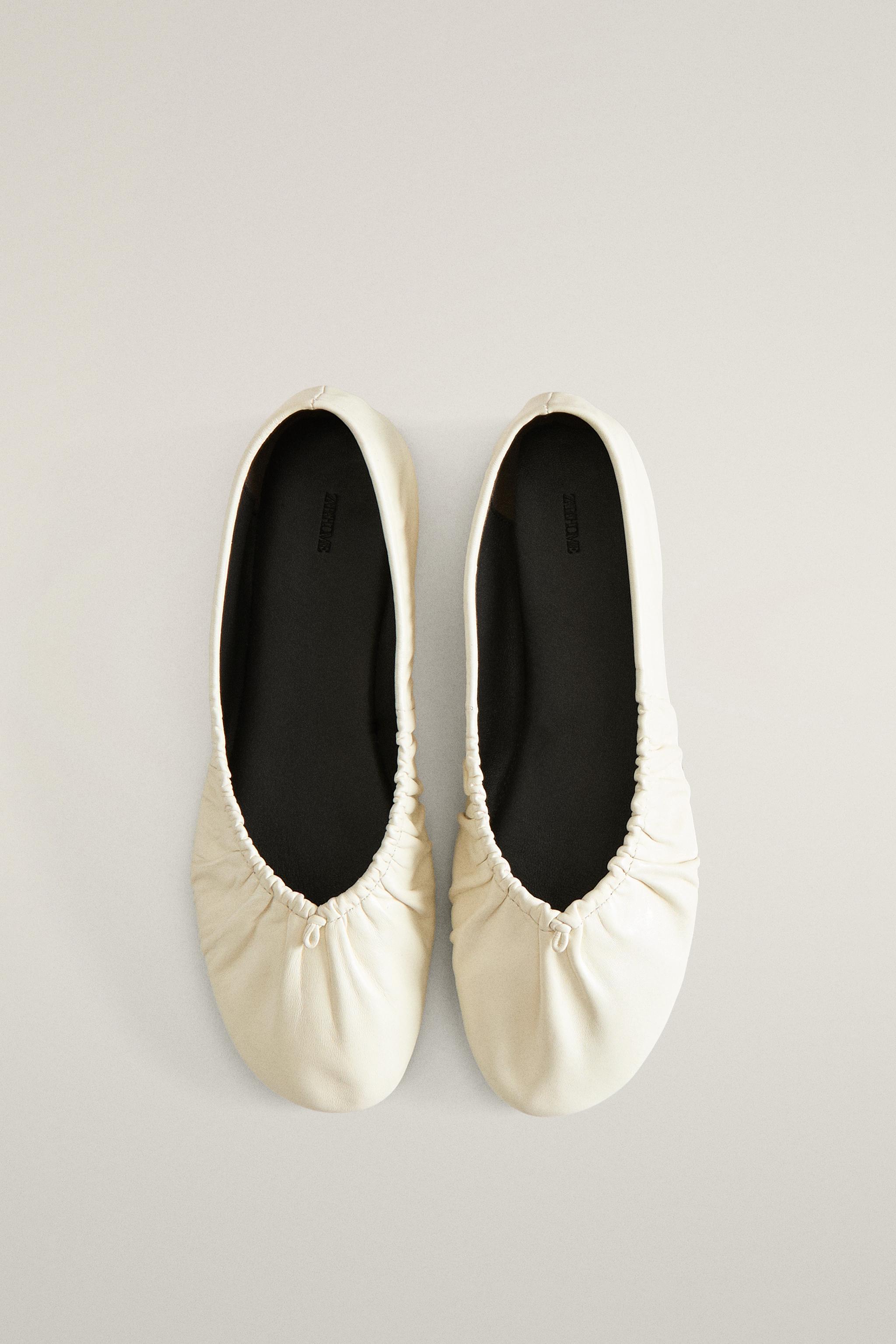 GATHERED LEATHER BALLET FLATS