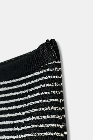 PANTALON BOUCLÉ À RAYURES - Noir / Écru de Zara - Image 8