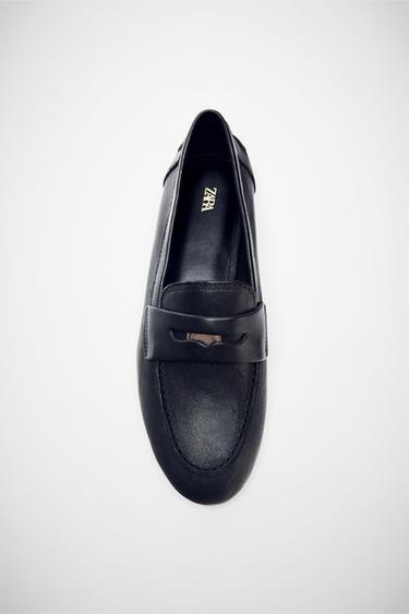SOFT-EFFECT LOAFERS - Black by Zara