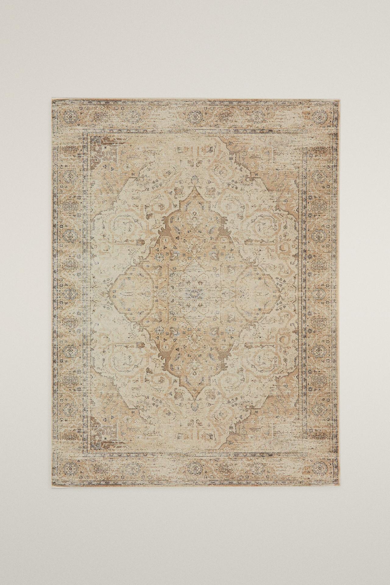 VINTAGE-EFFECT RUG — Brown
