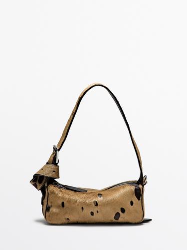 Bolso mini pelo animal print - Mantequilla de Zara