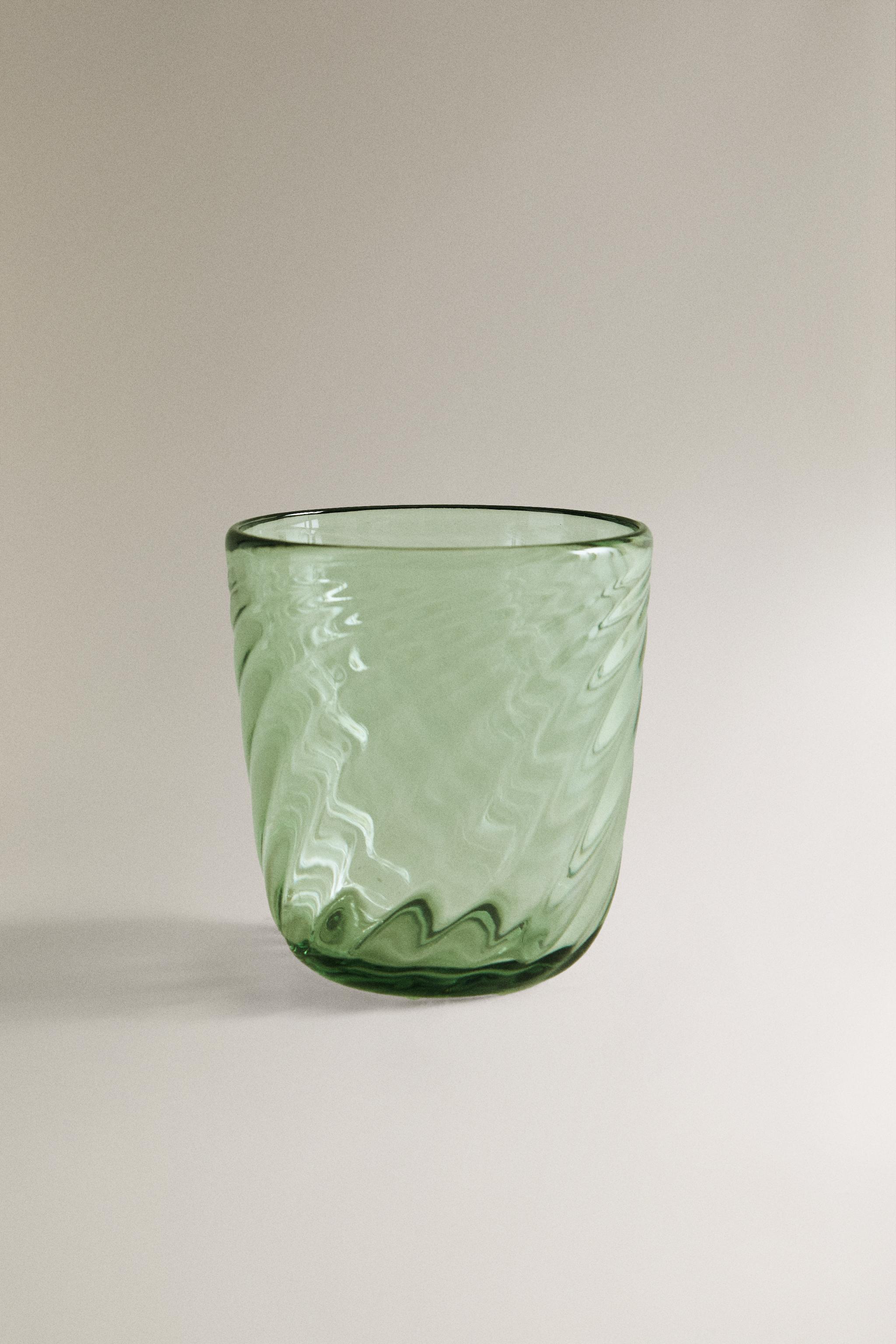 WAVY ACRYLIC TUMBLER