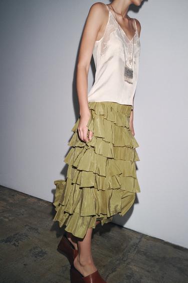 FALDA MIDI VOLANTES ZW COLLECTION - Verde medio de Zara