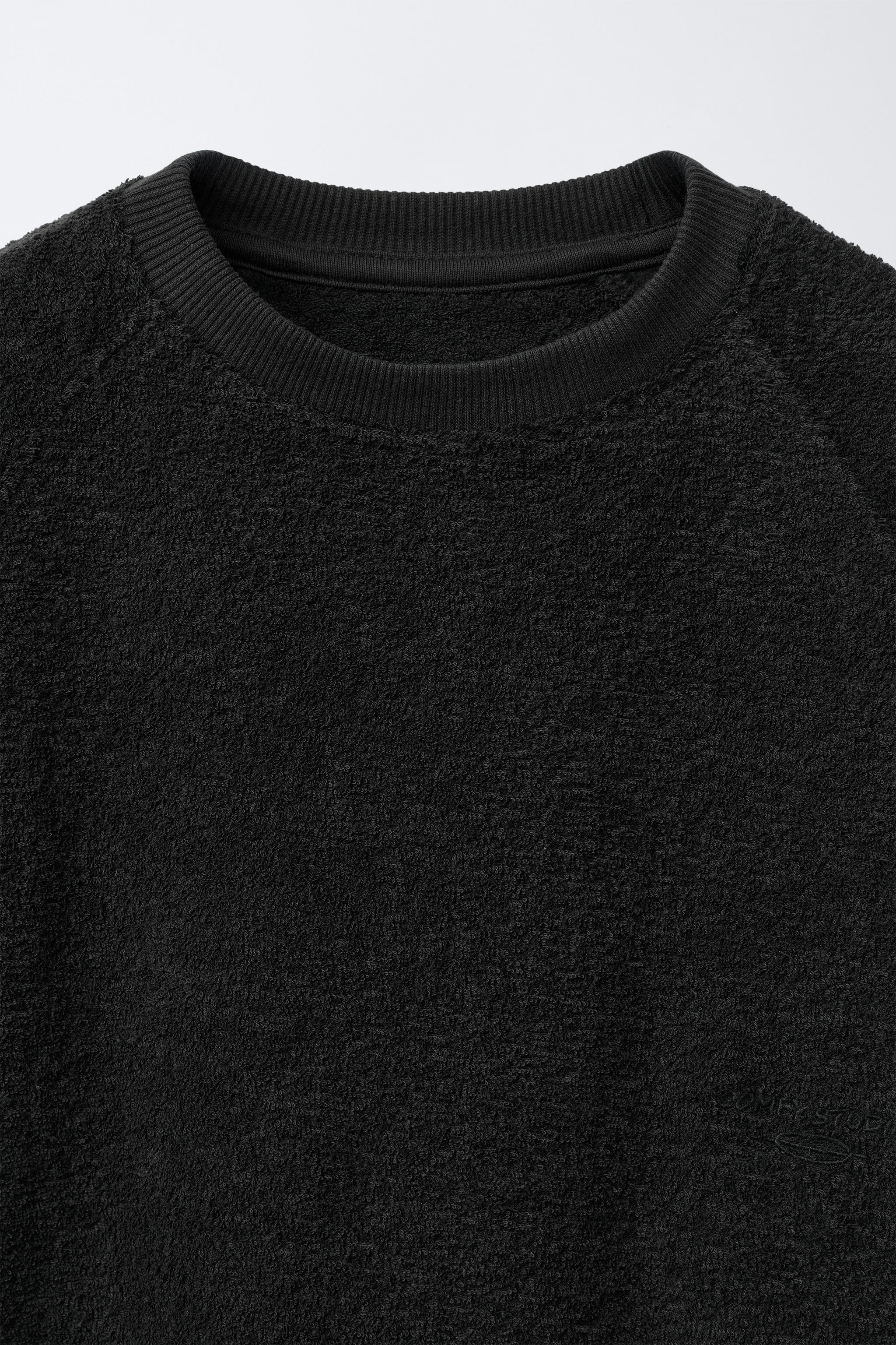 SWEATSHIRT AND WIDE LEG PANTS WITH TEXTURED LABEL SET