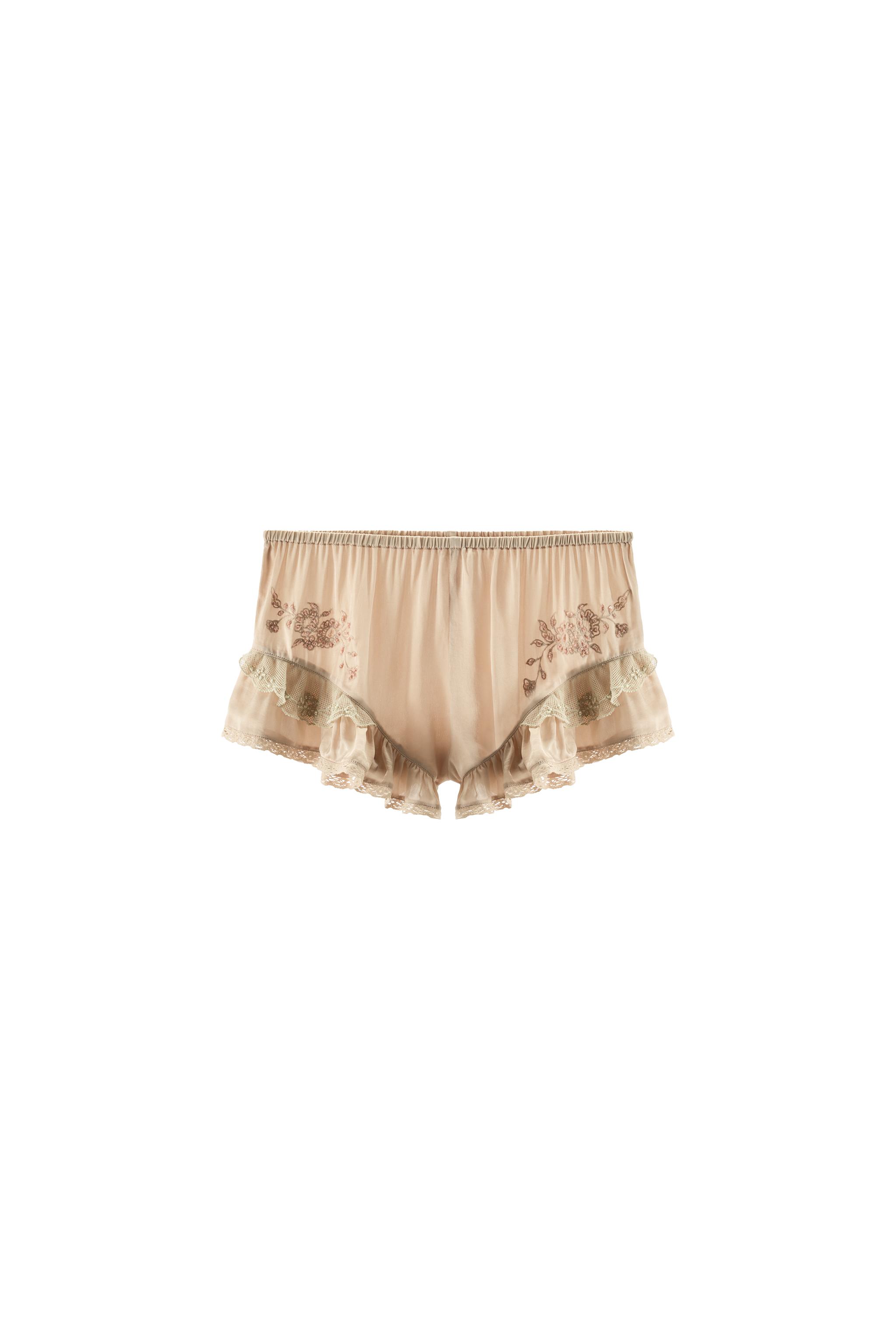 SHORT SATINÉ À VOLANTS ET FANTAISIE