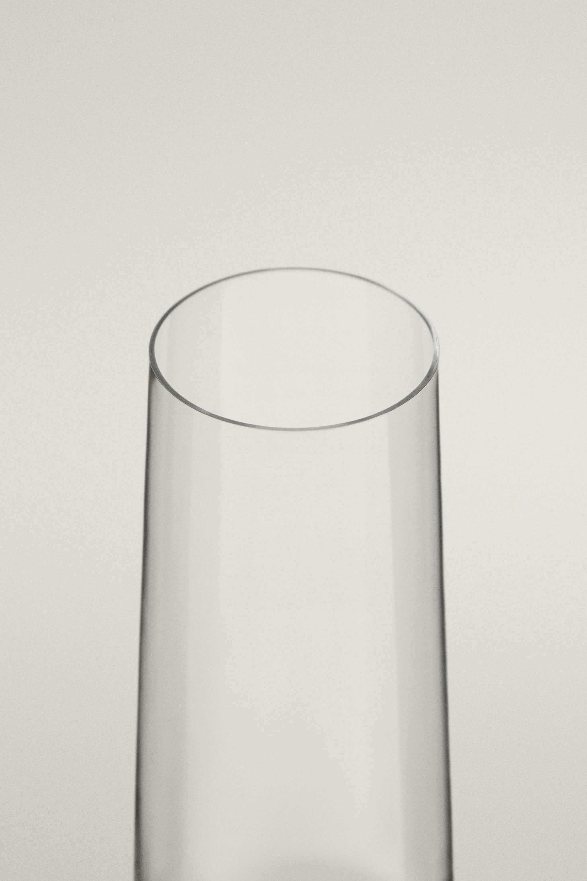 CONICAL CRYSTALLINE FLUTE GLASS — Transparent